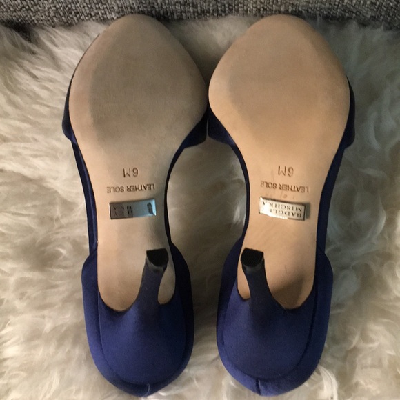 Badgley Mischka 'Lacie' Pump - Picture 6 of 6